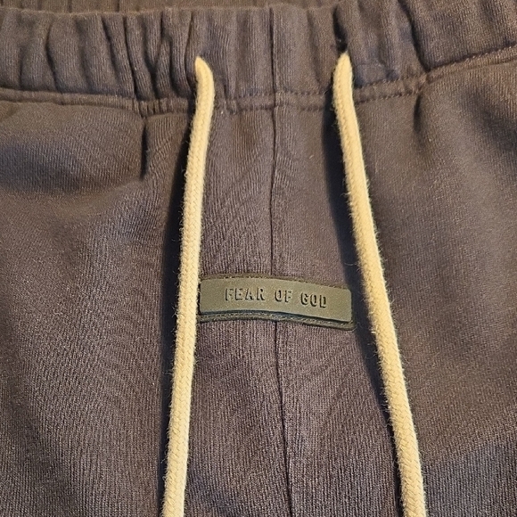 Essentials Fear Of God Blackl Joggers with Drawstring - Picture 4 of 8
